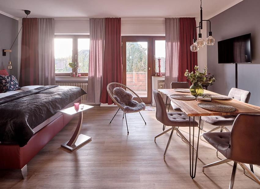 Katarinas House Mit 2 Fewo Stilvoll, Gemuetlich & Zentral Boxspringbett, Parkplatz, Balkon Oder Garten Moers Exterior foto